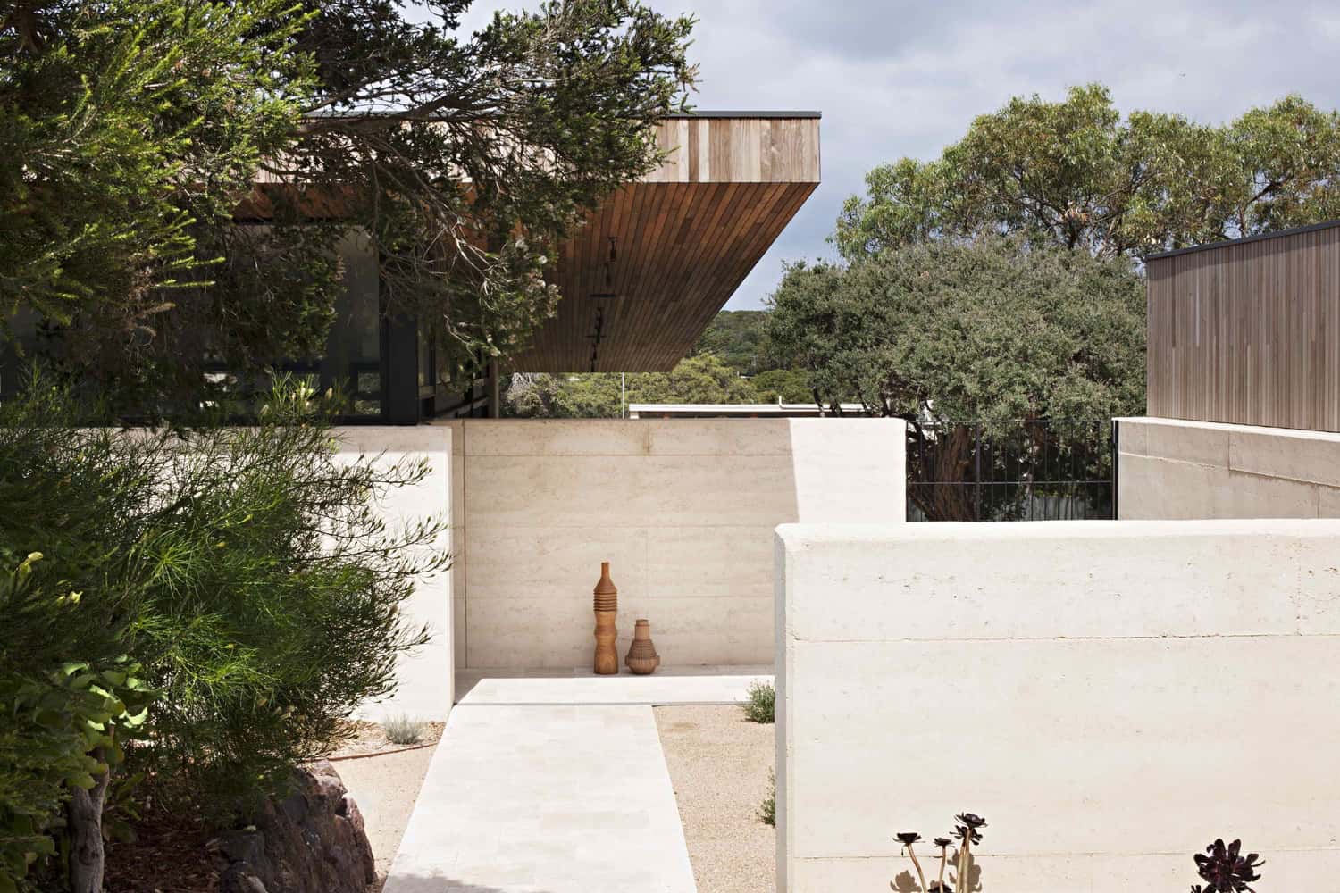 Modern Coastal Home-Robson Rak Architects-34-1 Kindesign