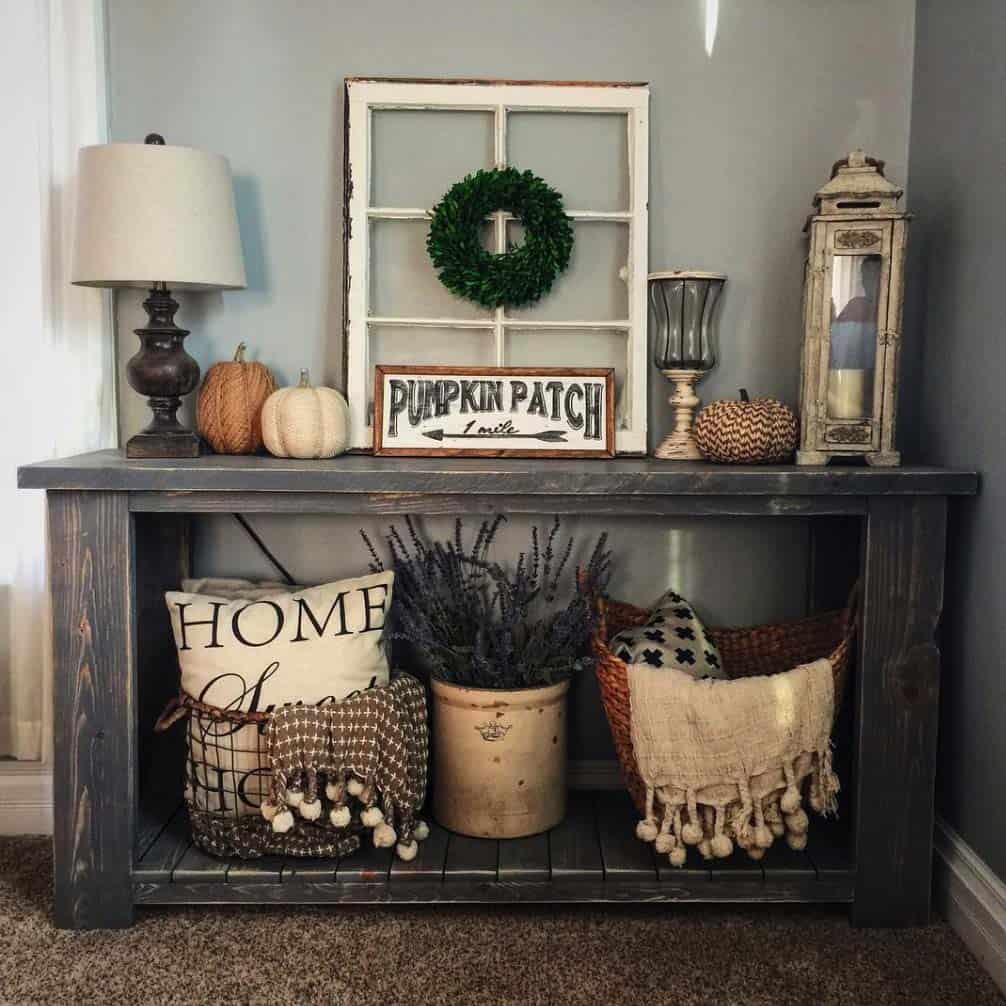 Fall-Inspired Entryway Decorating Ideas-16-1 Kindesign
