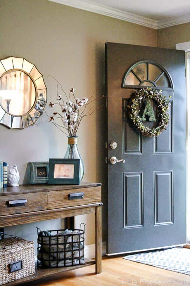 Fall-Inspired Entryway Decorating Ideas-22-1 Kindesign