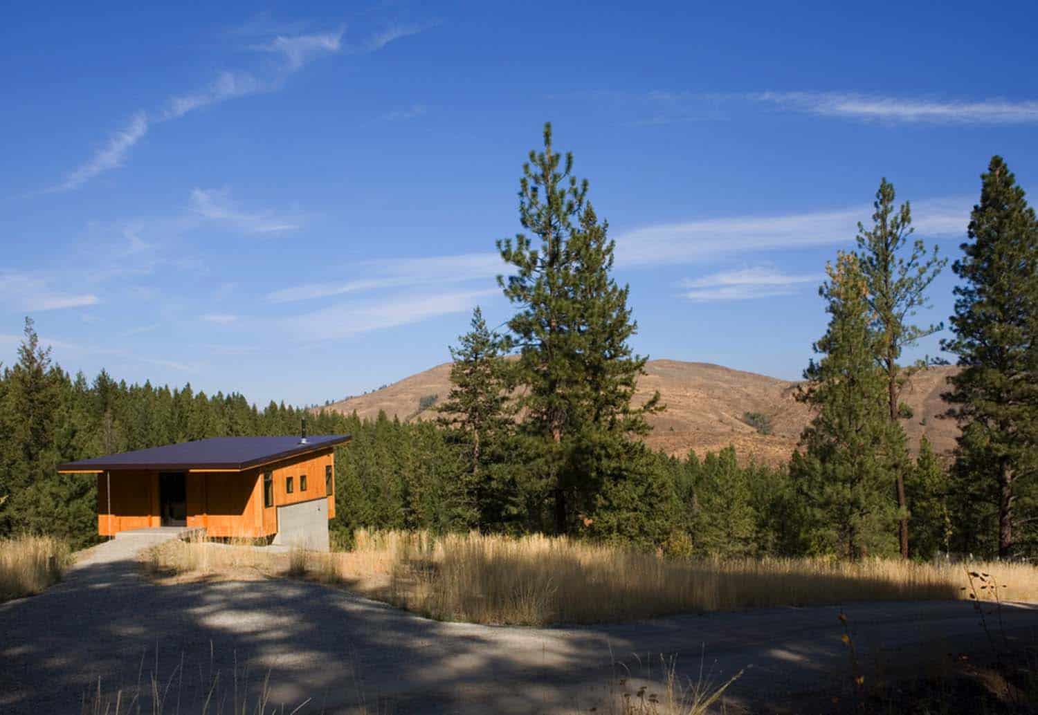 Natural Modern Forest Cabin-Prentiss Balance Wickline Architects-17-1 Kindesign
