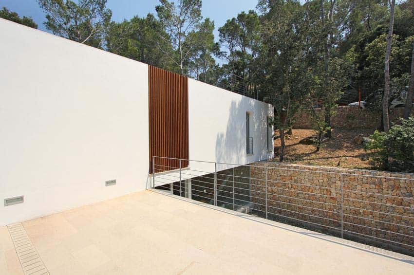 Sleek Modern Dwelling-Miquel Lacomba Architects-02-1 Kindesign