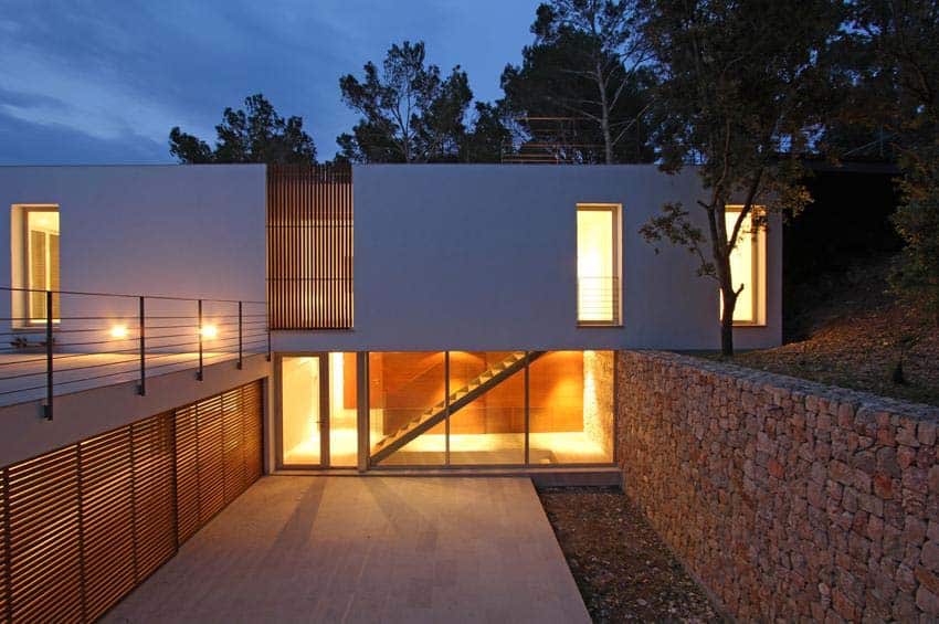 Sleek Modern Dwelling-Miquel Lacomba Architects-04-1 Kindesign