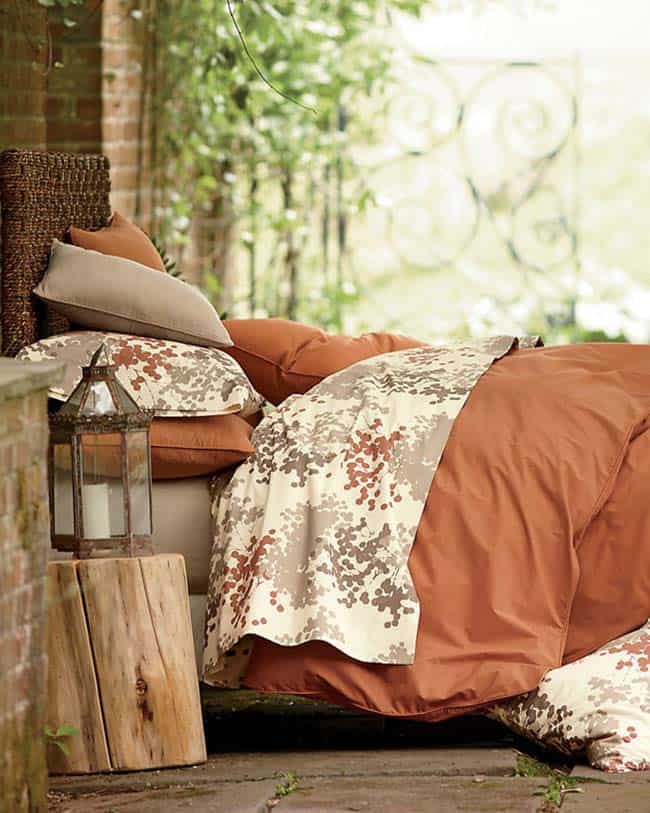 Cozy Fall-Inspired Bedrooms-13-1 Kindesign