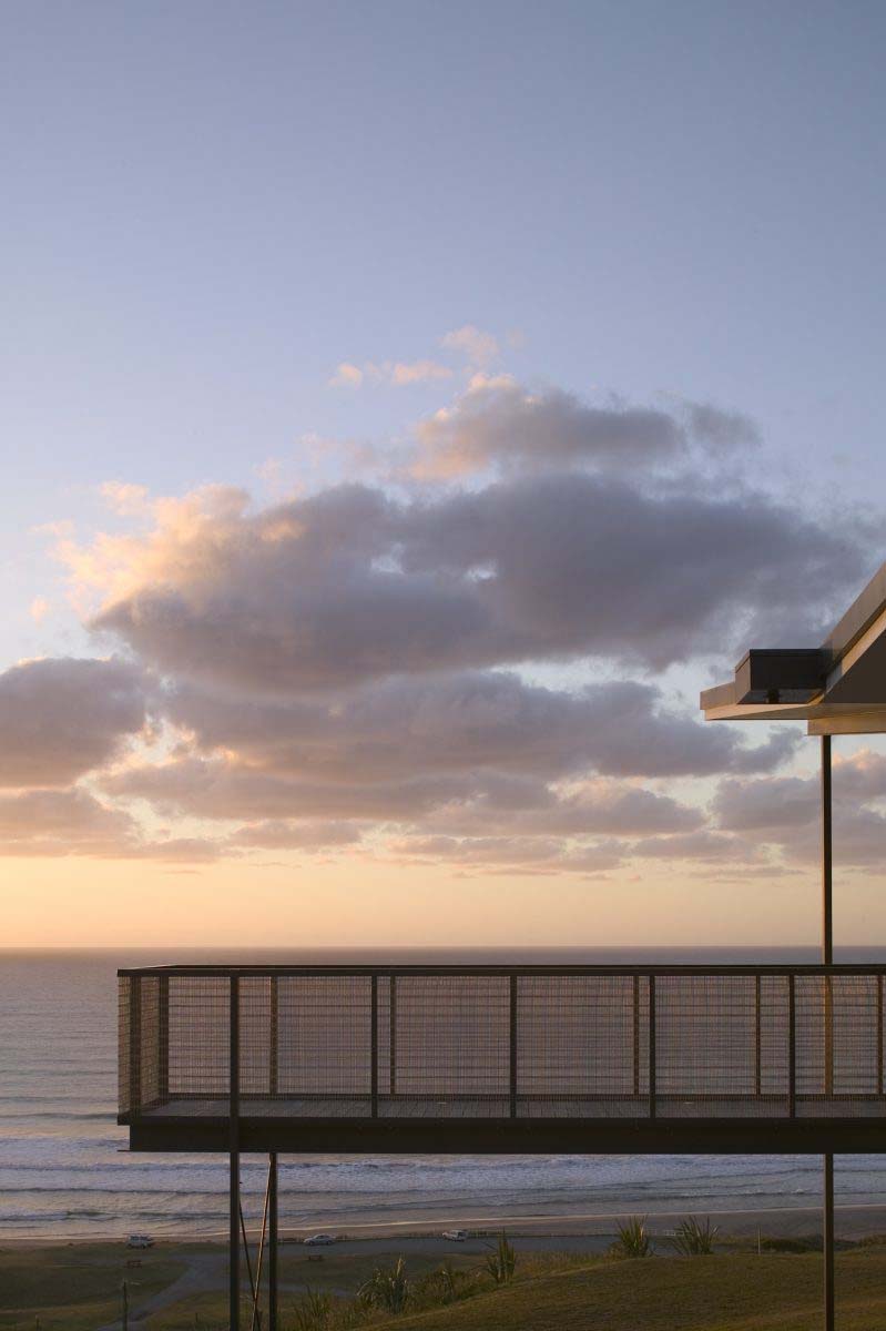 Modern Beach House-Bossley Architects-11-1 Kindesign