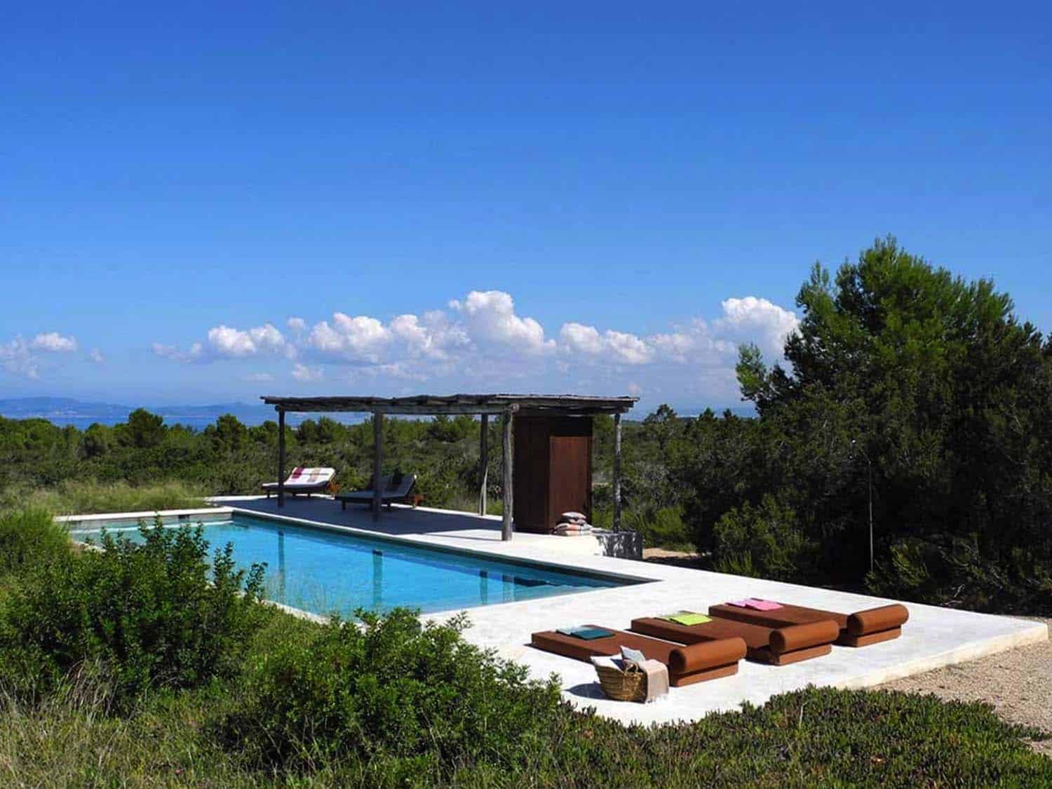Luxury Seaside Villa Oasis-29-1 Kindesign