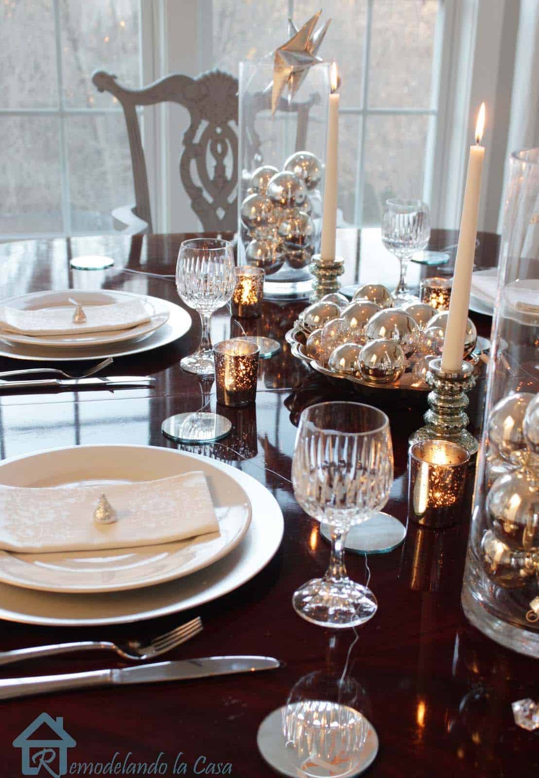 Glamorous Party Table Settings For New Years Eve-04-1 Kindesign