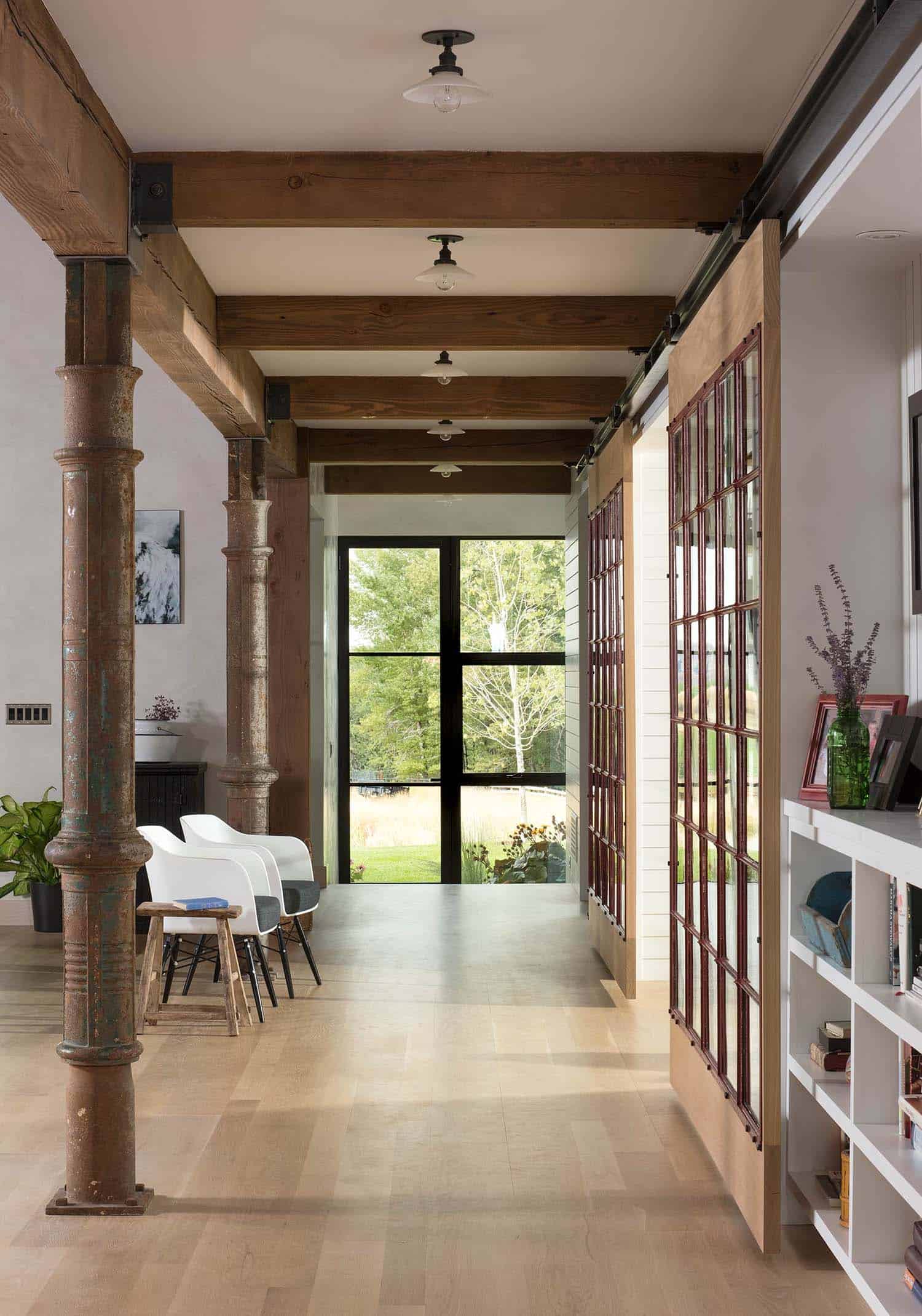 Farmhouse Style Residence-Locati Architects-10-1 Kindesign