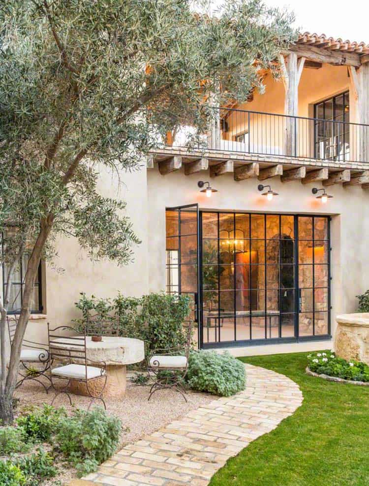 Rustic Mediterranean Style Dream Home-OZ Architects-03-1 Kindesign