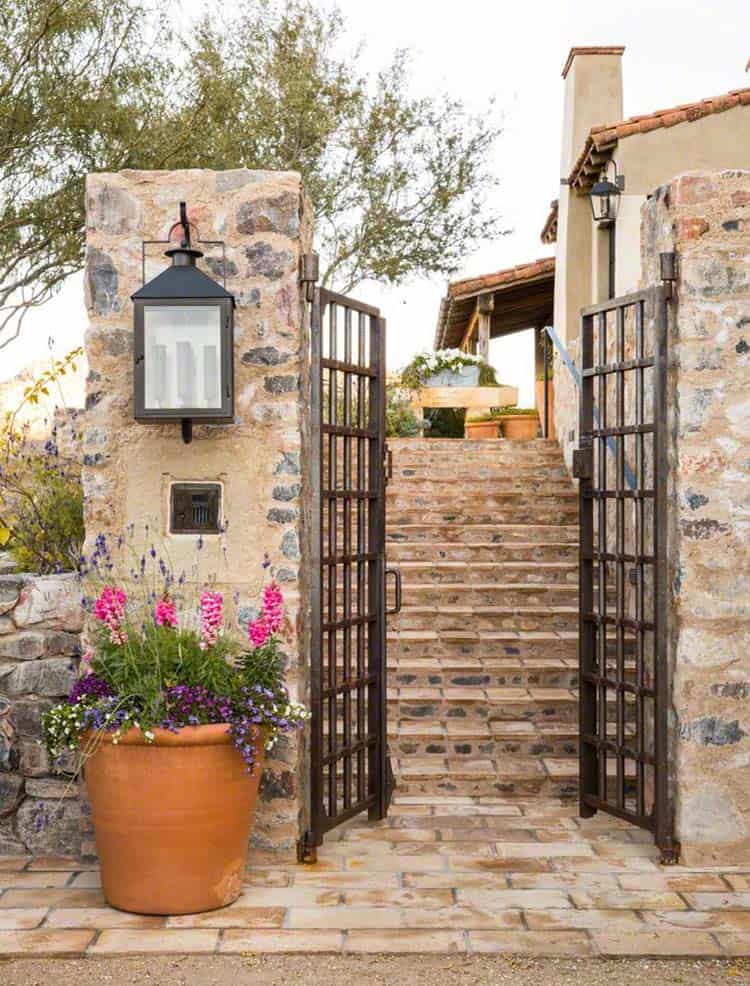 Rustic Mediterranean Style Dream Home-OZ Architects-49-1 Kindesign