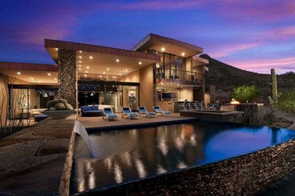 featured posts image for Spectacular contemporary dream home immersed in the Arizona desert