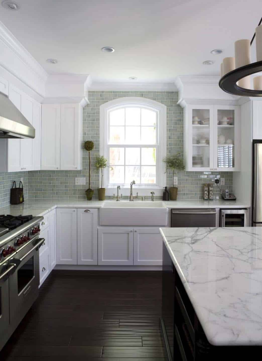 18+ Beautiful and inspiring light filled kitchens with white ...