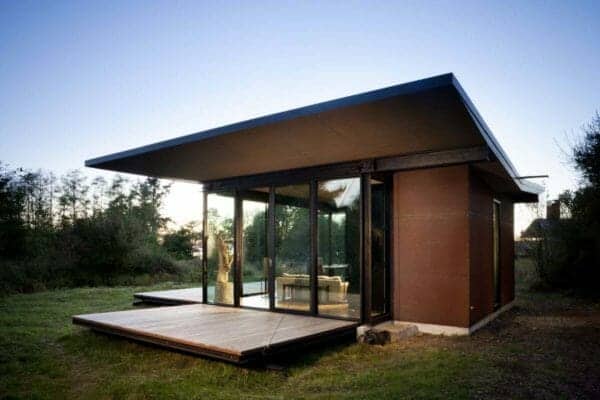 featured posts image for Tiny modern cabin features glass walls on the San Juan Islands