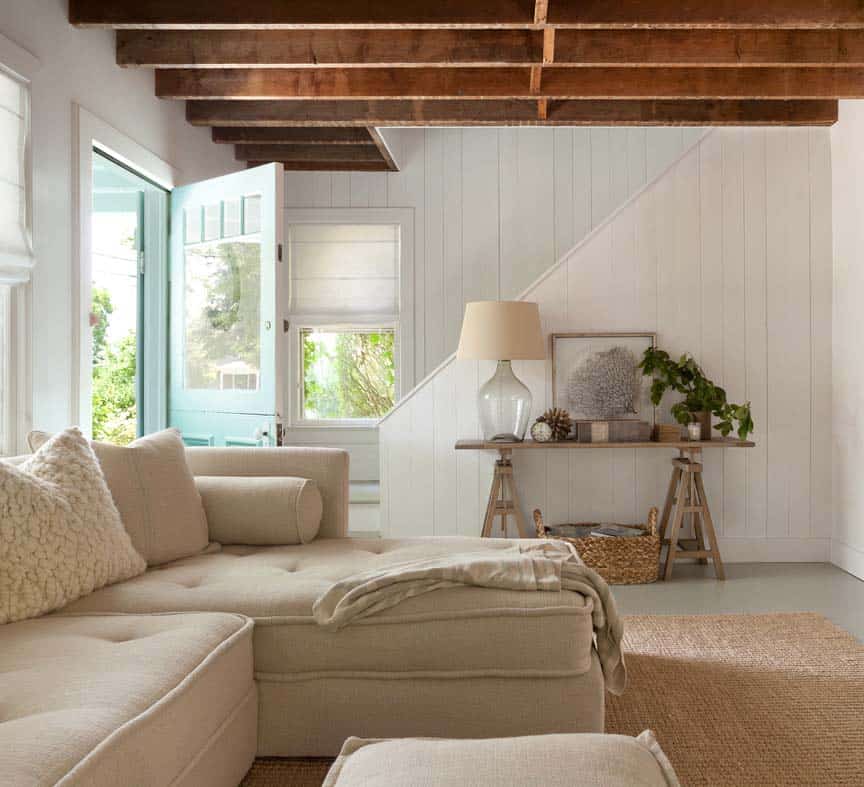 beach-cottage-living-room