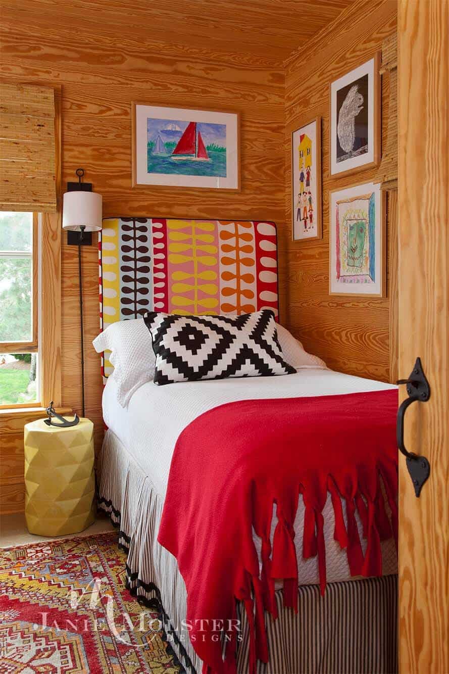 beach-cottage-bedroom