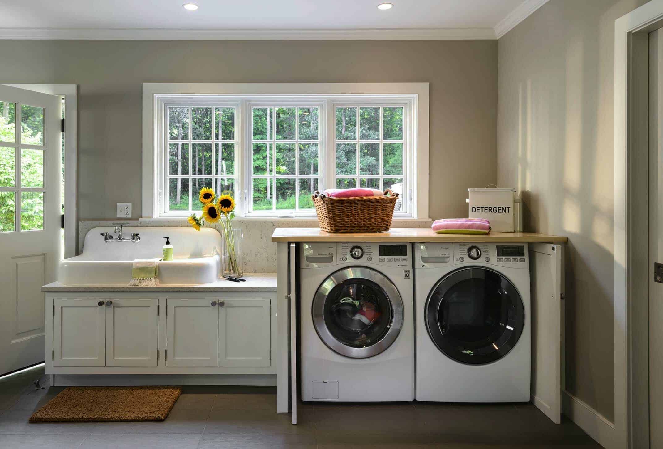 30 Unbelievably Inspiring Farmhouse Style Laundry Room Ideas