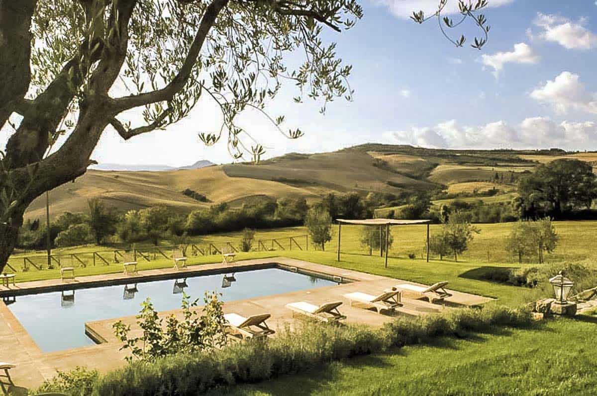 tuscan-swimming-pool