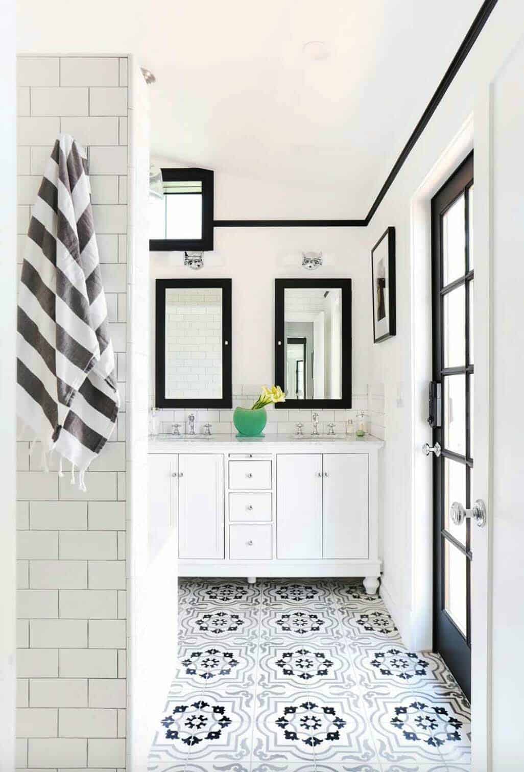 Black And White Bathroom Ideas, Black And White Tile Floor Small Bathroom