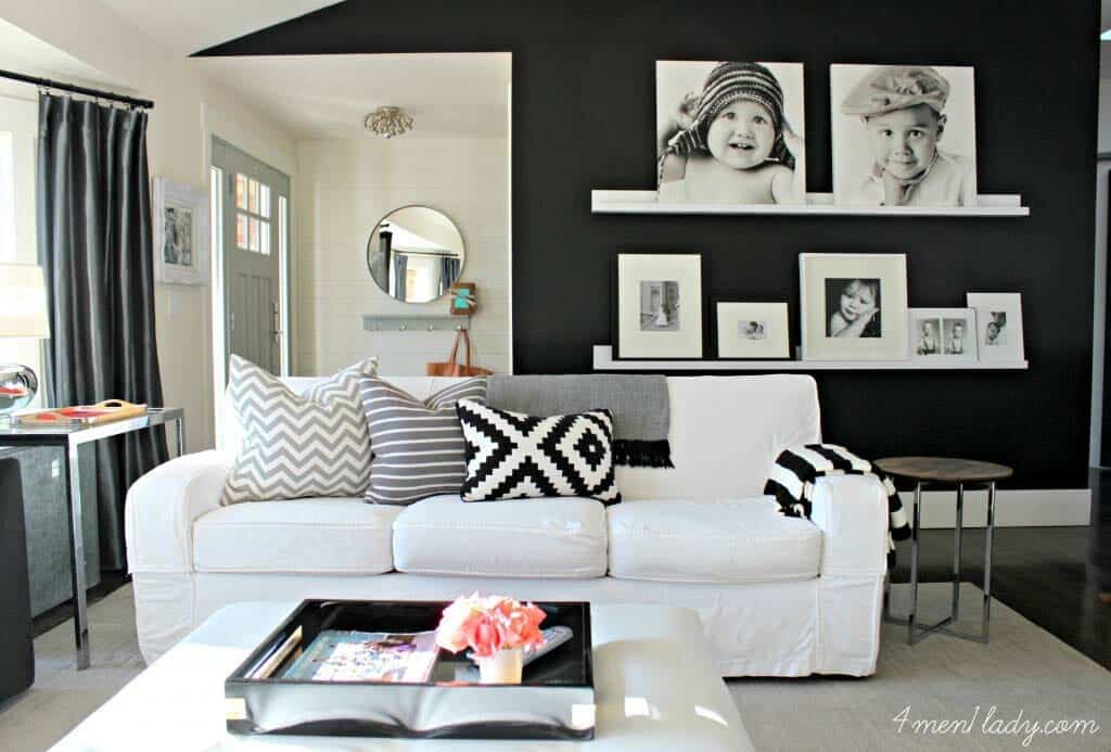 28 Gorgeous Living Rooms With Black Walls That Create Cozy Drama - Black Accent Wall Living Room Ideas