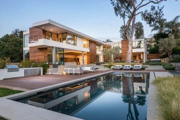 featured posts image for Decadent nature-inspired residence nestled in the Pacific Palisades