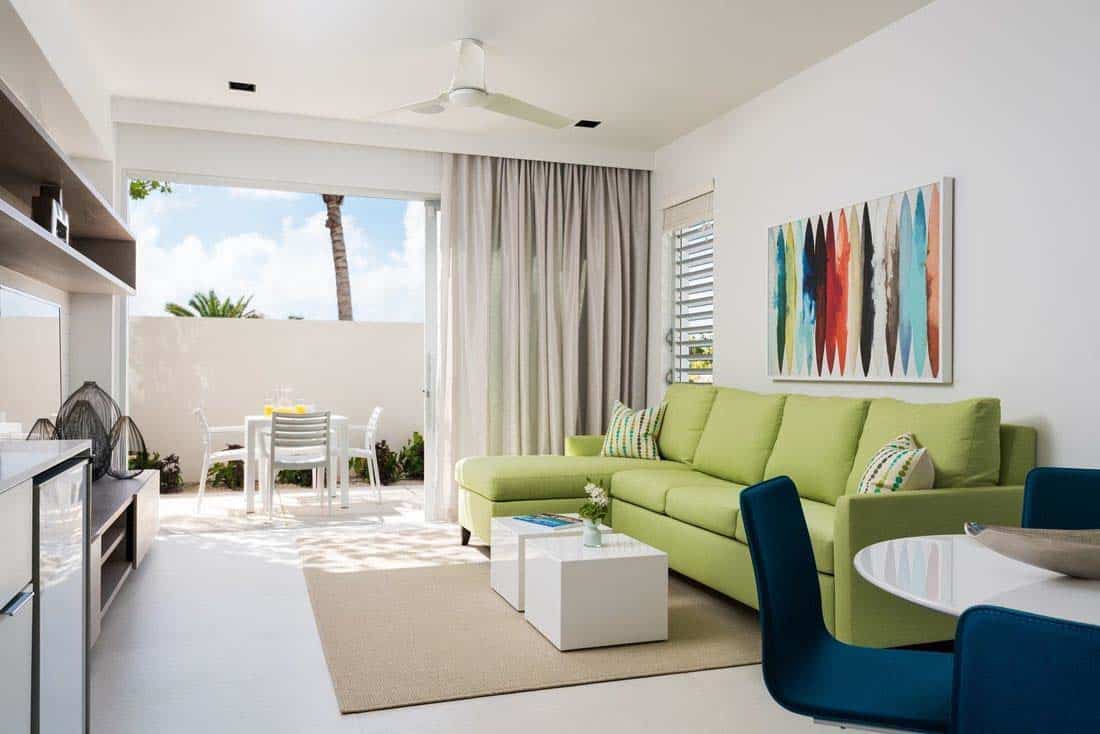 oceanfront-villa-living-room