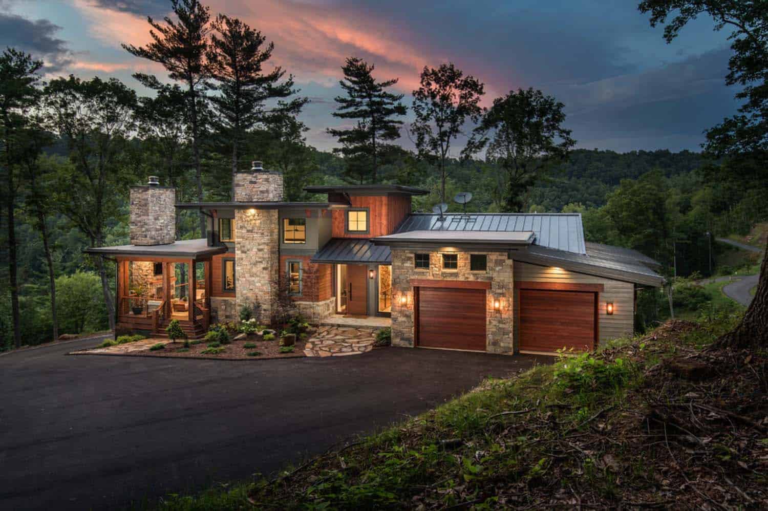mountain-home-rustic-exterior