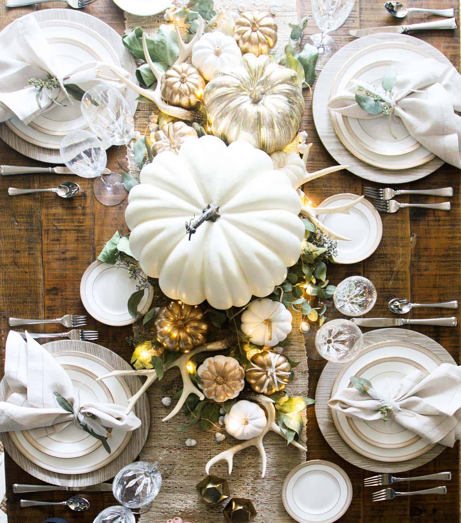 25+ Beautiful And Elegant Centerpiece Ideas For A ...