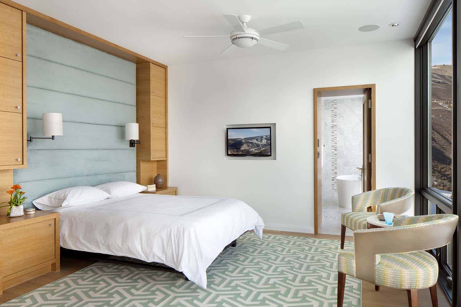 mountain-living-contemporary-bedroom