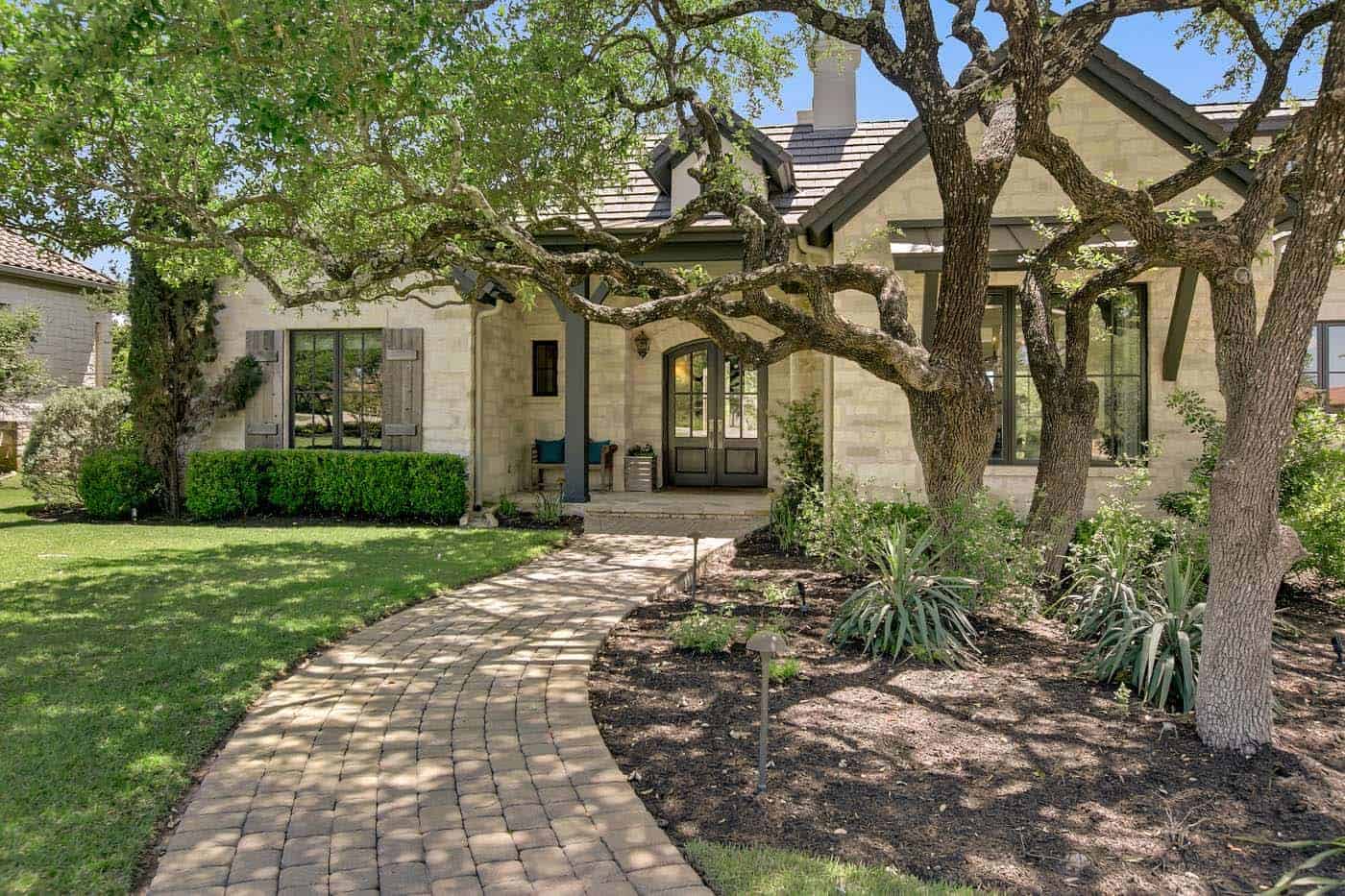french-country-transitional-exterior