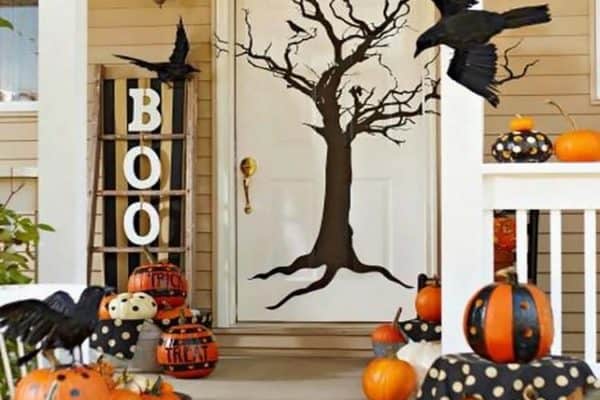 featured posts image for 30+ Fabulously Spooky Outdoor Halloween Decorating Ideas