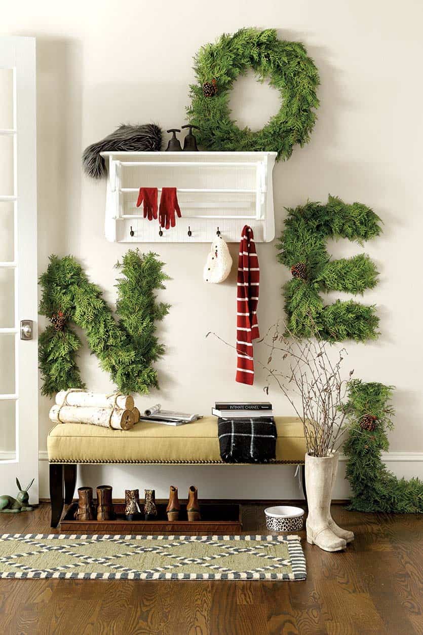 christmas-decorated-entryway-cheerful-decor