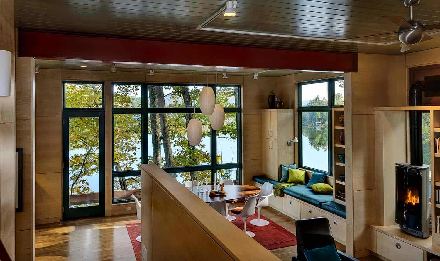 contemporary-guesthouse-dining-room