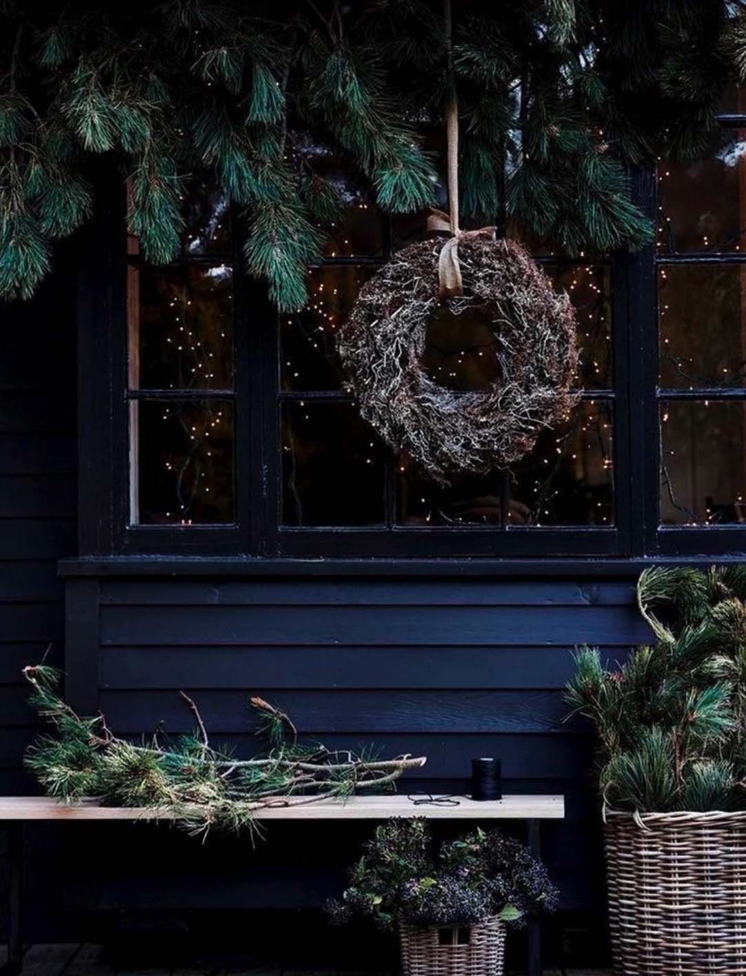 outdoor-christmas-decorations