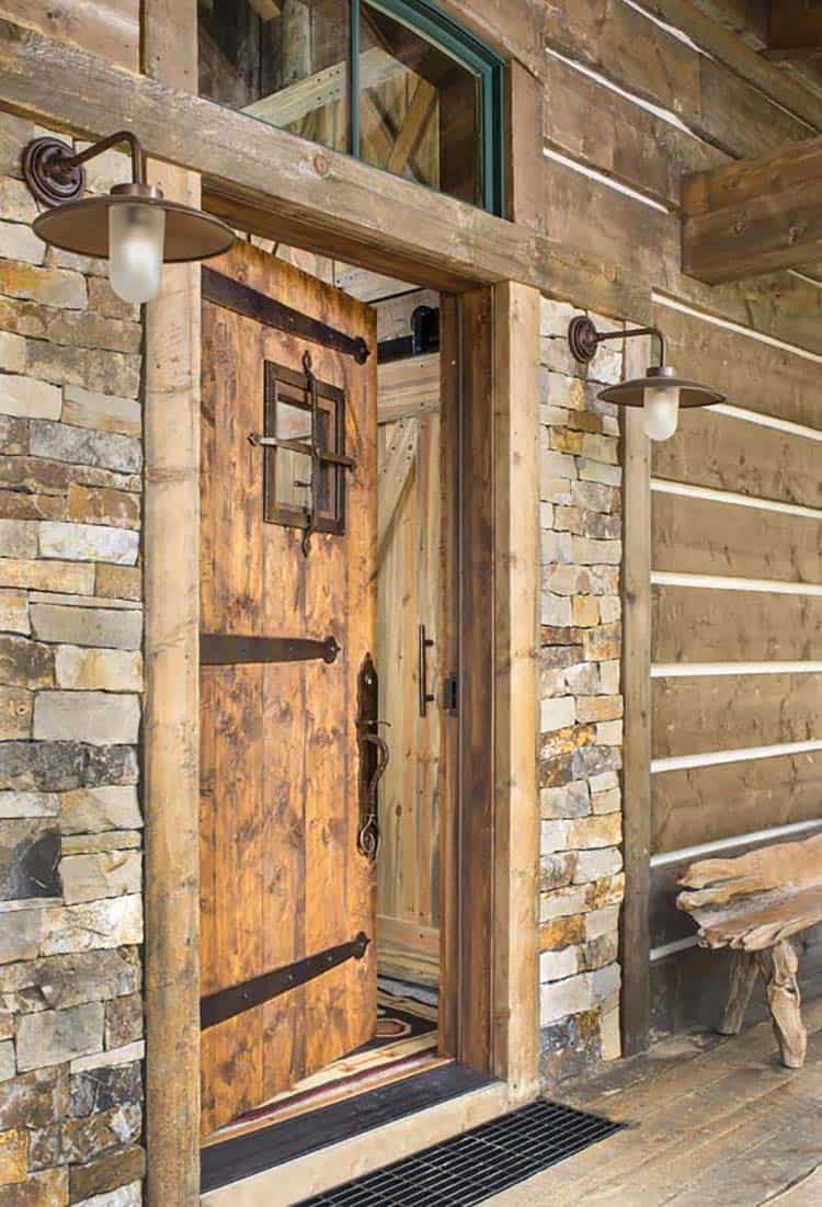 rustic-ranch-style-entry