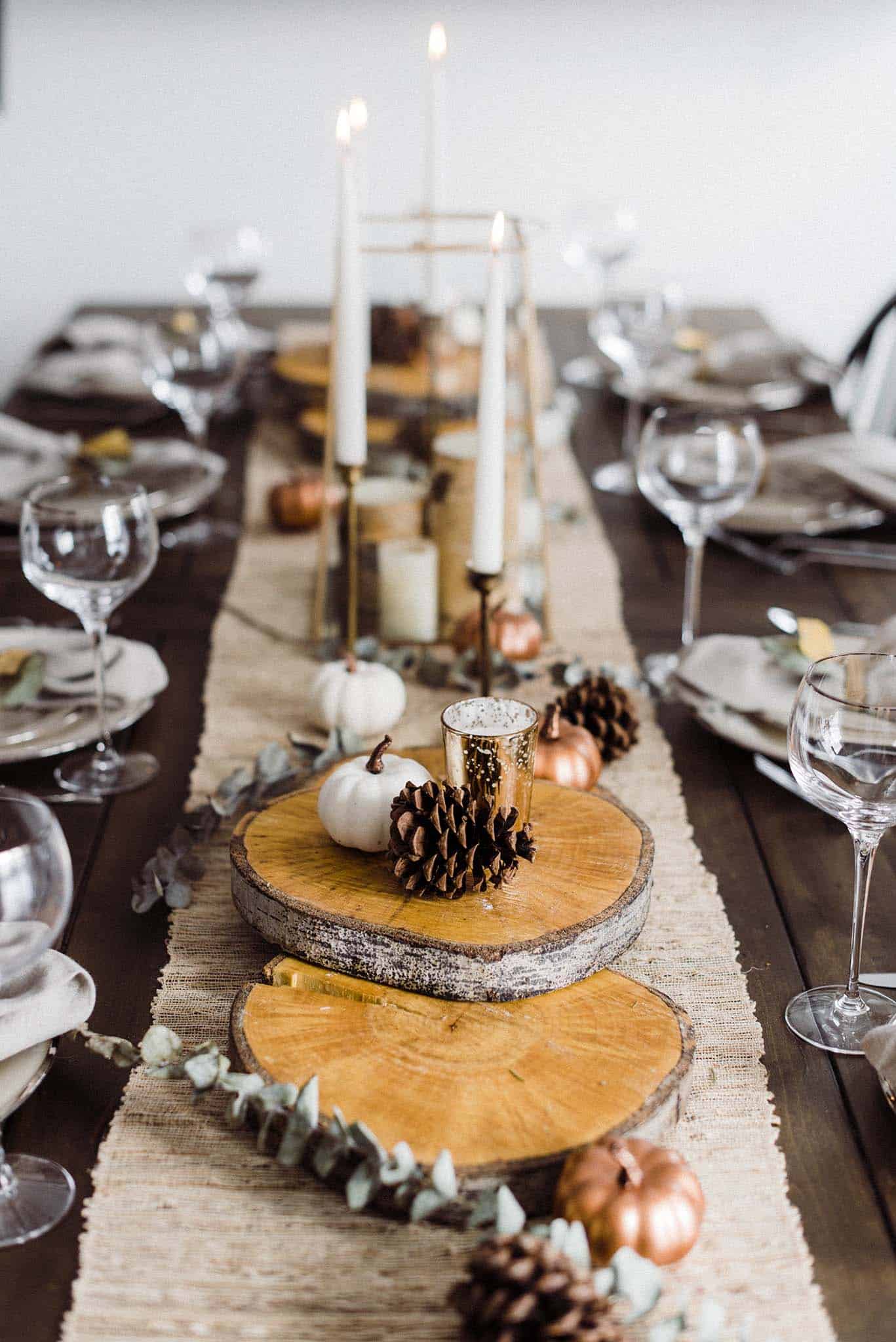 rustic-thanksgiving-table