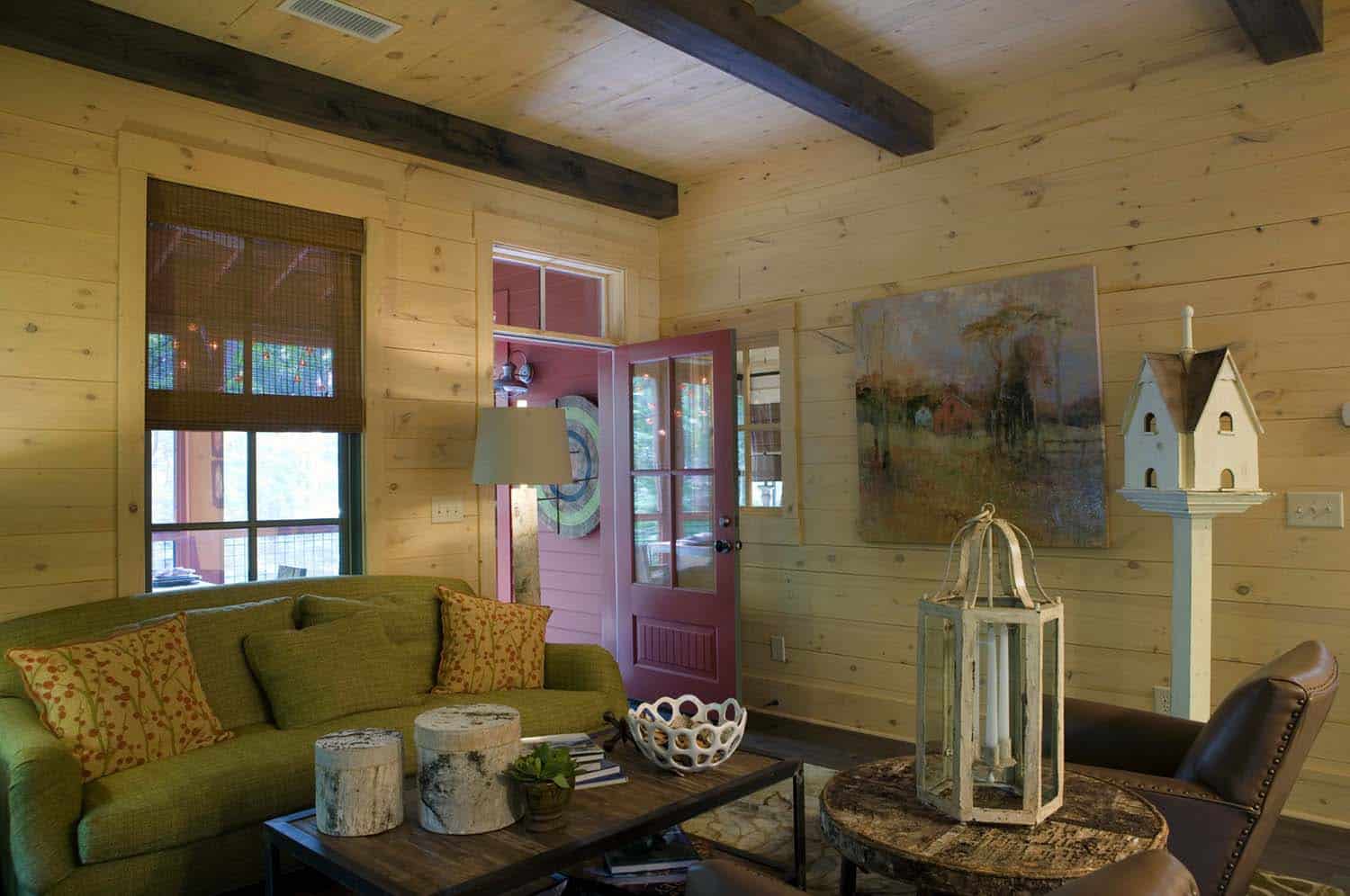 cottage-rustic-living-room