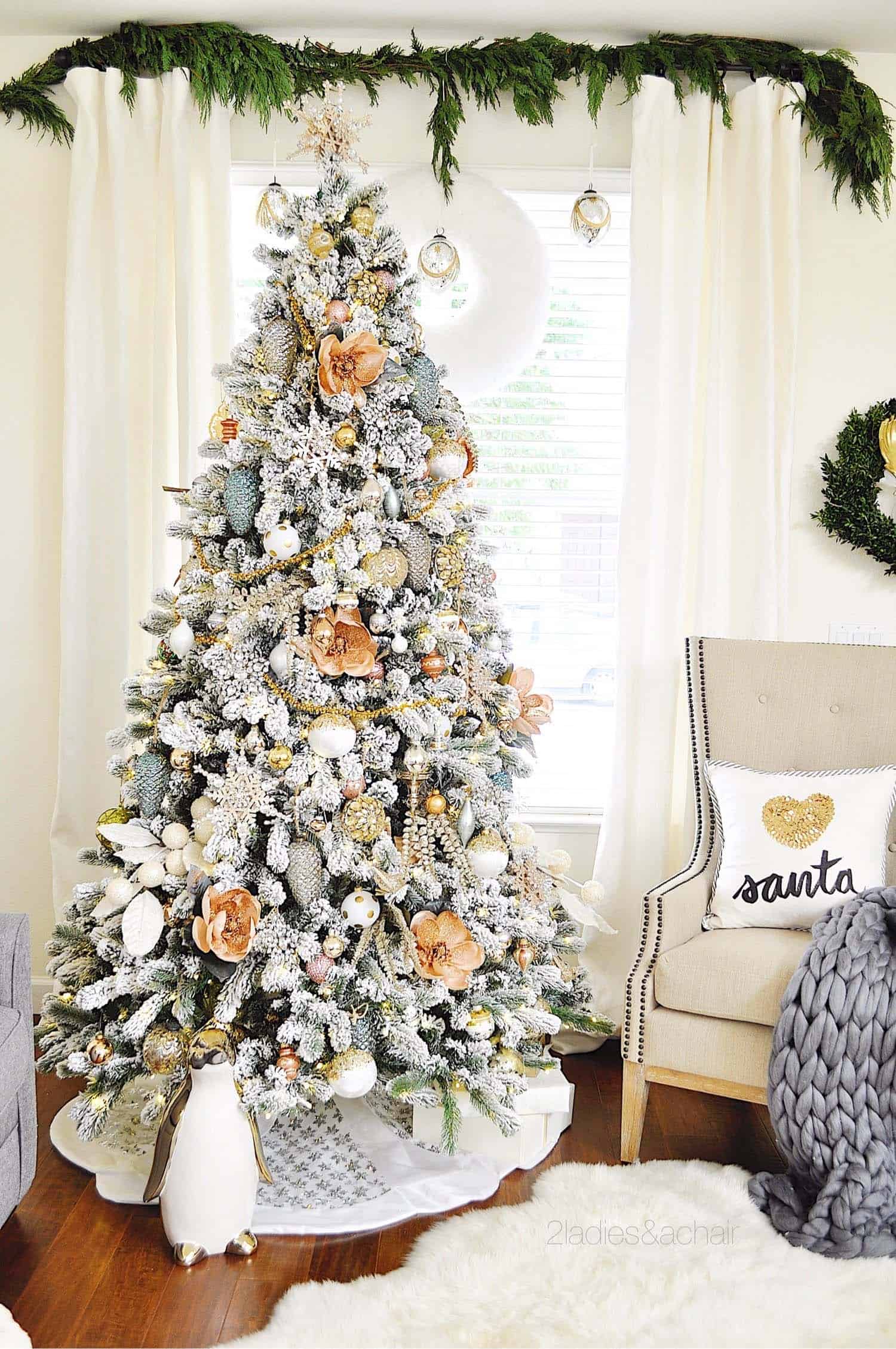 romantic-white-flocked-christmas-tree-silver-ferns-gold-flowers