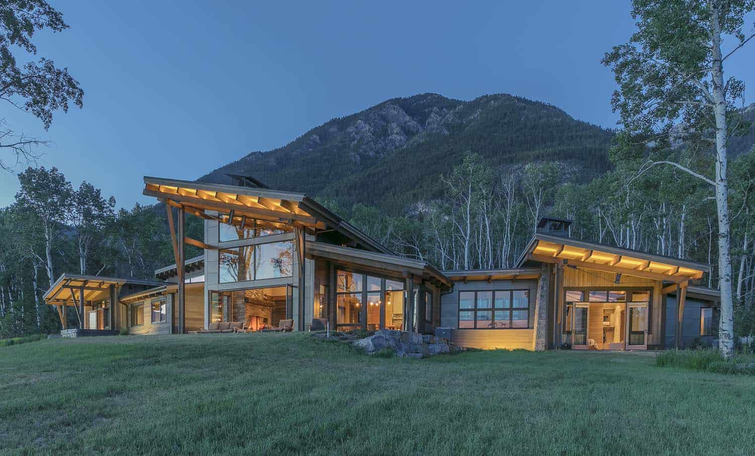 contemporary-mountain-cabin-exterior