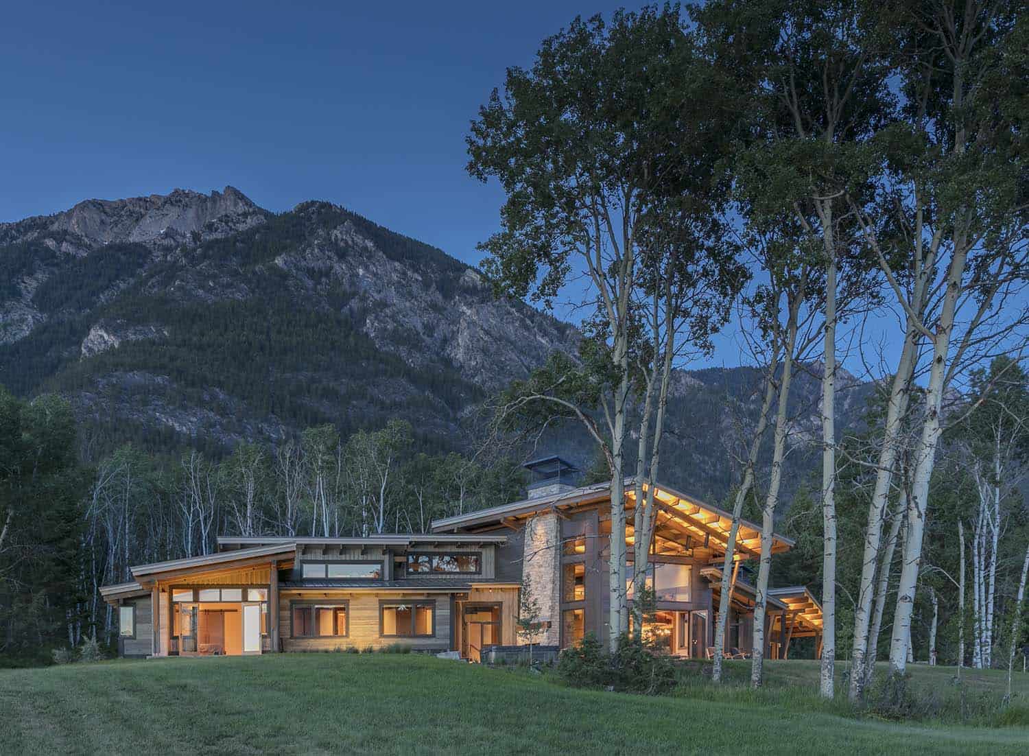 contemporary-mountain-cabin-exterior