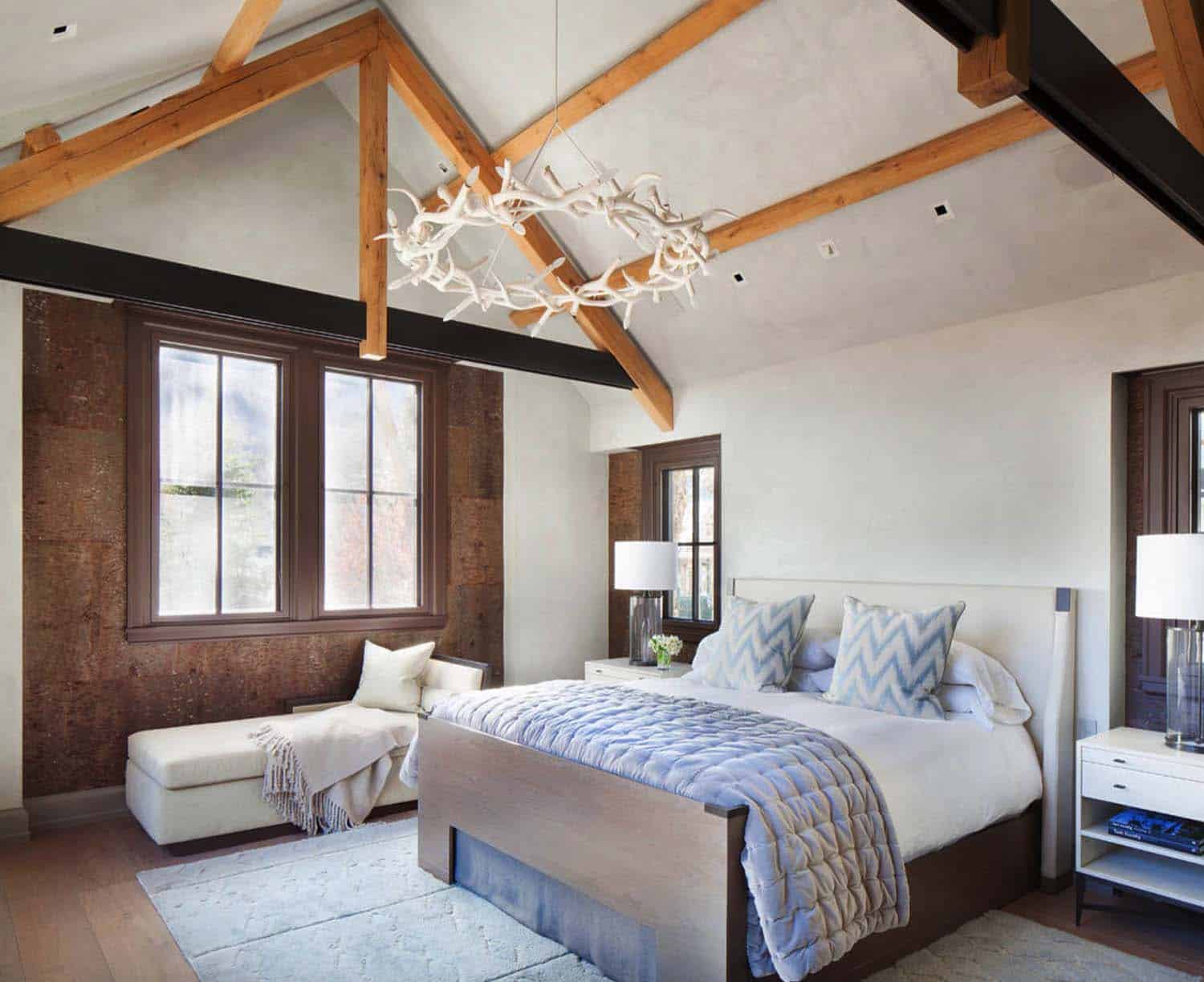 mountain-home-rustic-bedroom