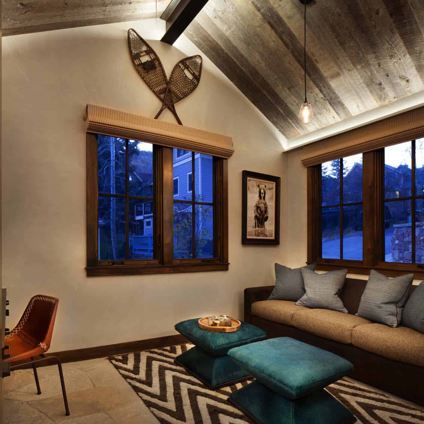 mountain-home-rustic-living-room