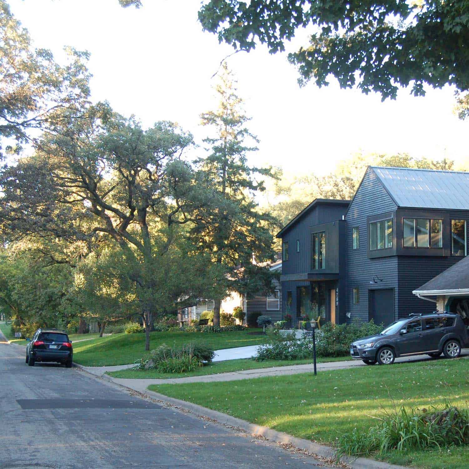 residence-modern-farmhouse-exterior