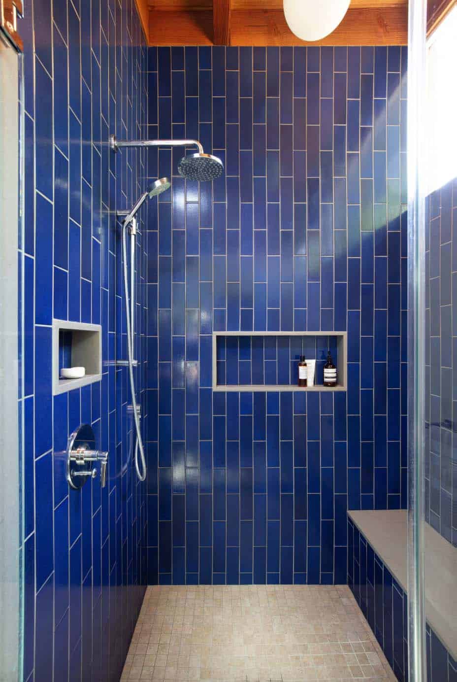 midcentury-modern-home-bathroom