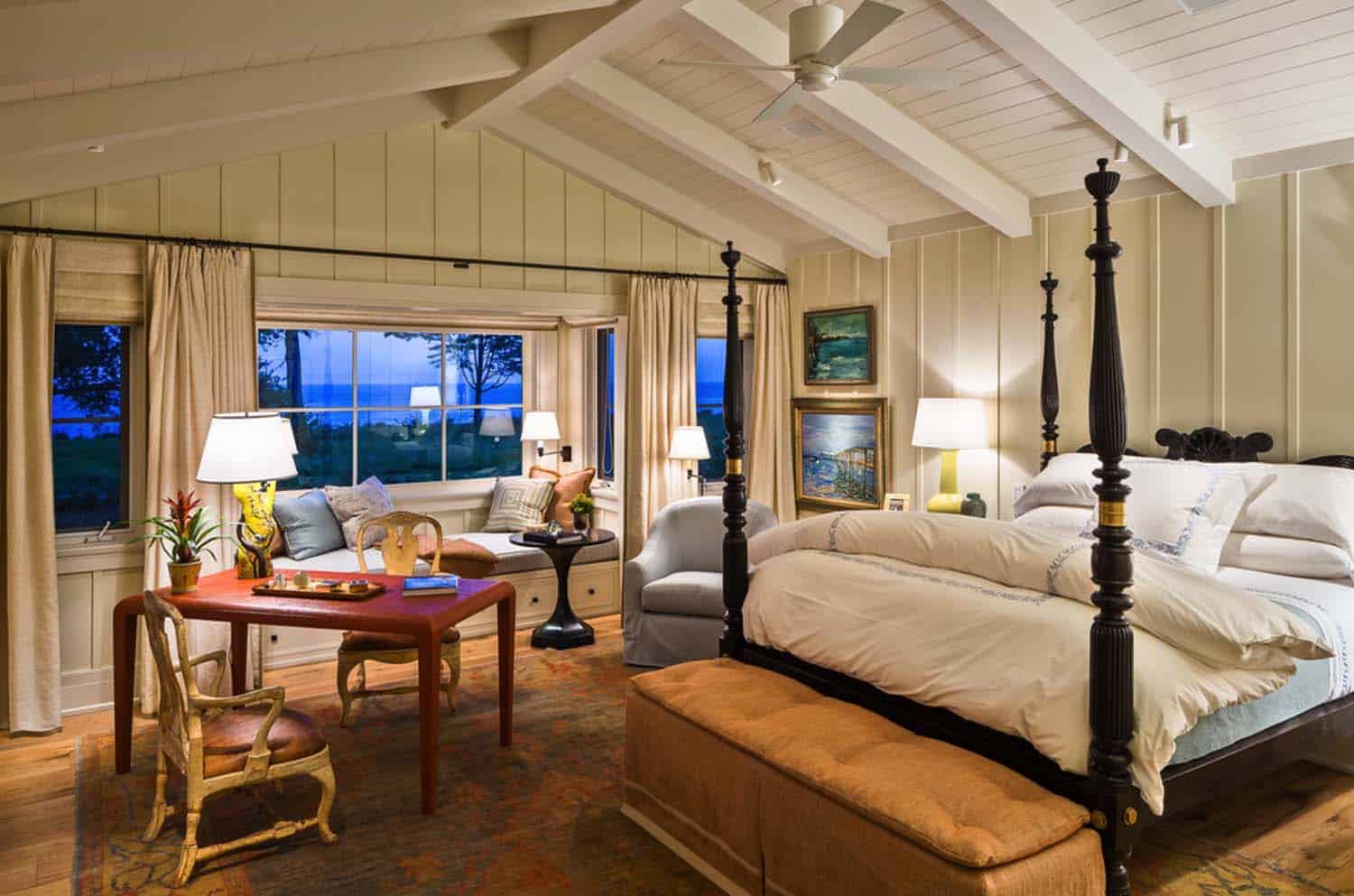 beach-style-residence-bedroom