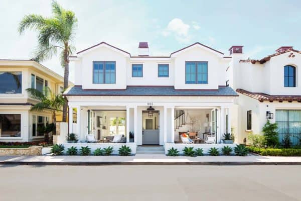 featured posts image for Breezy seaside home encouraging outdoor living in Newport Beach