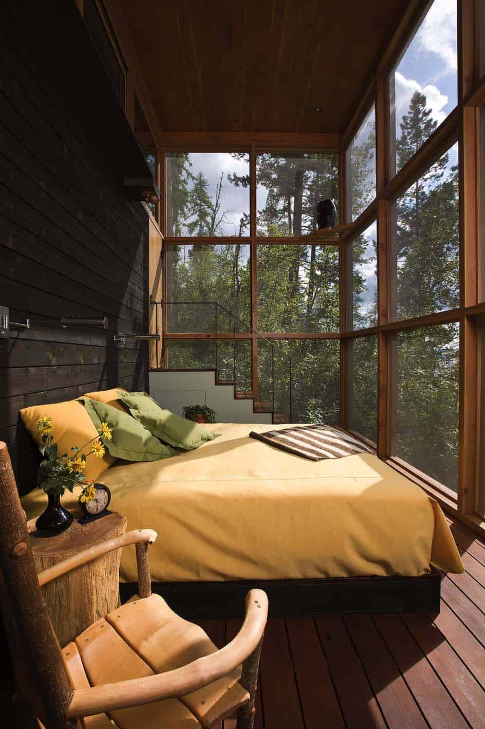 rustic-cabin-sleep-porch