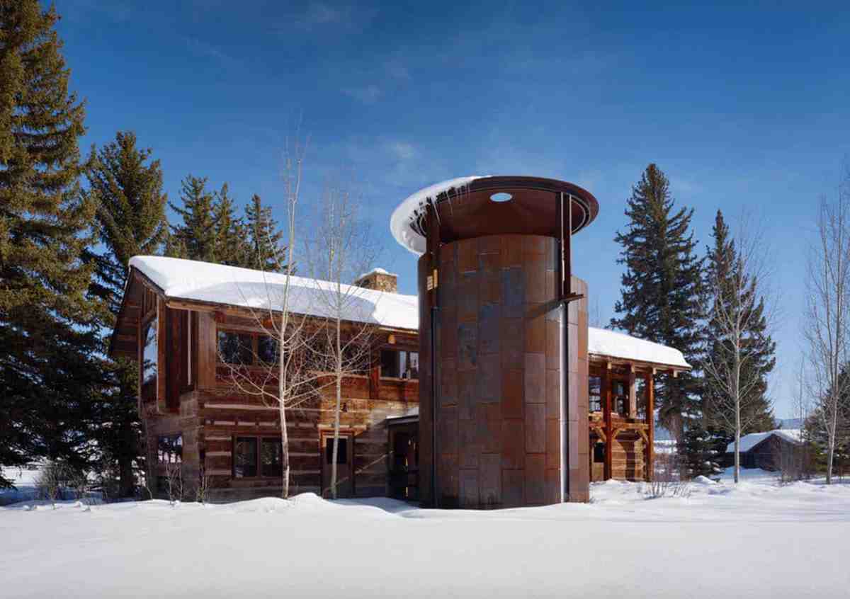 rustic-lodge-house-exterior-with-wine-silo