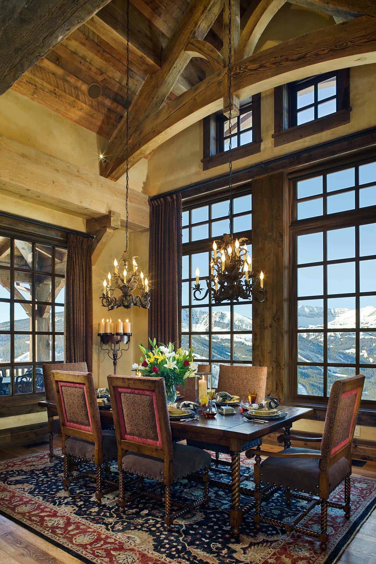 residence-rustic-dining-room