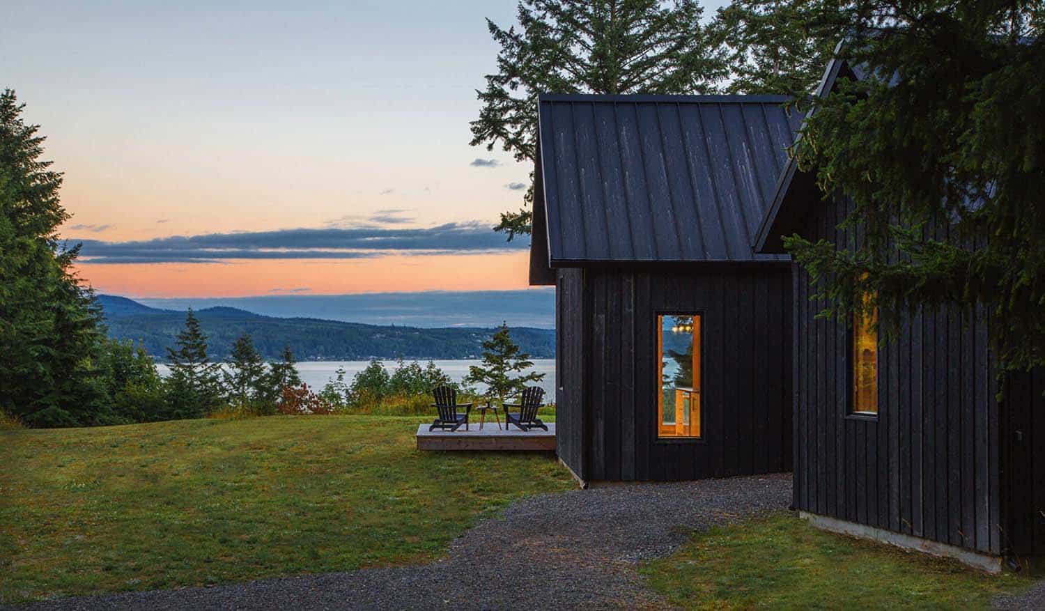 waterfront-modern-cabin-exterior
