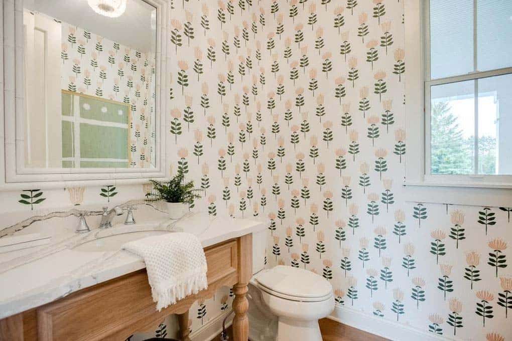farmhouse-style-powder-bathroom