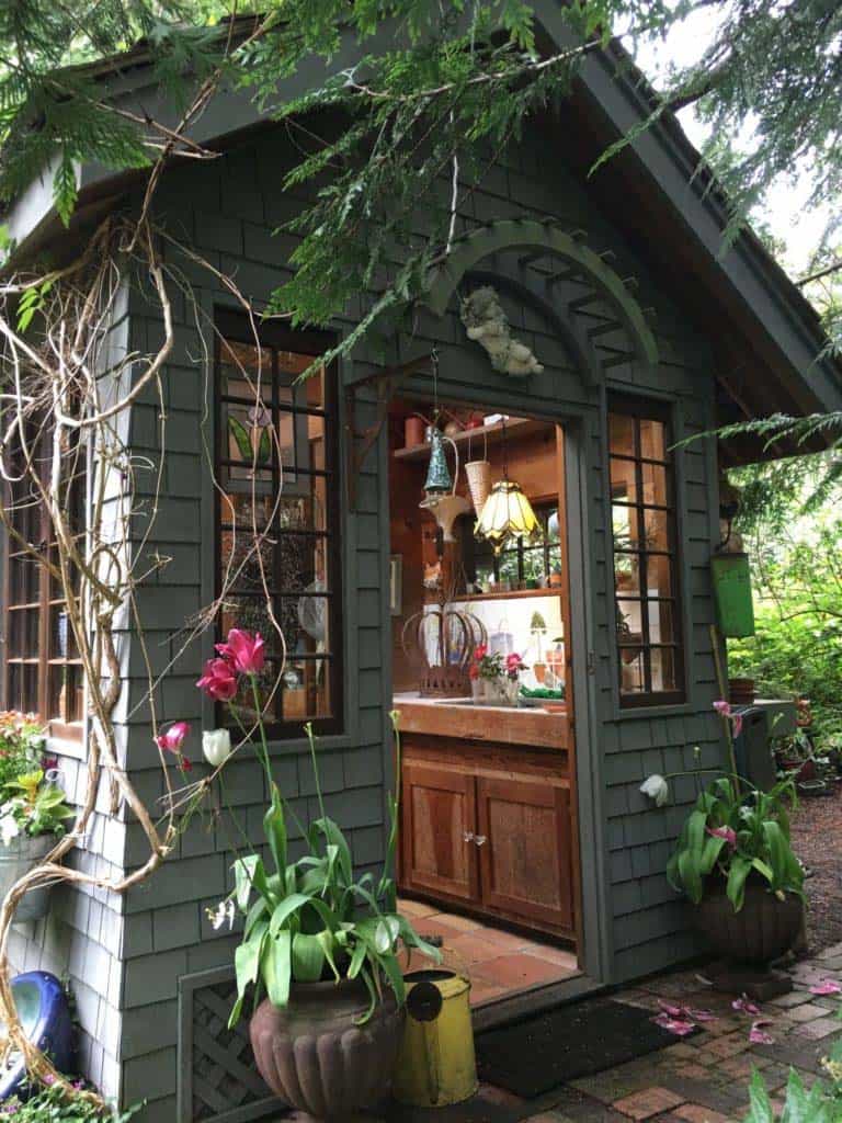 30+ Wonderfully Inspiring She Shed Ideas To Adorn Your Backyard